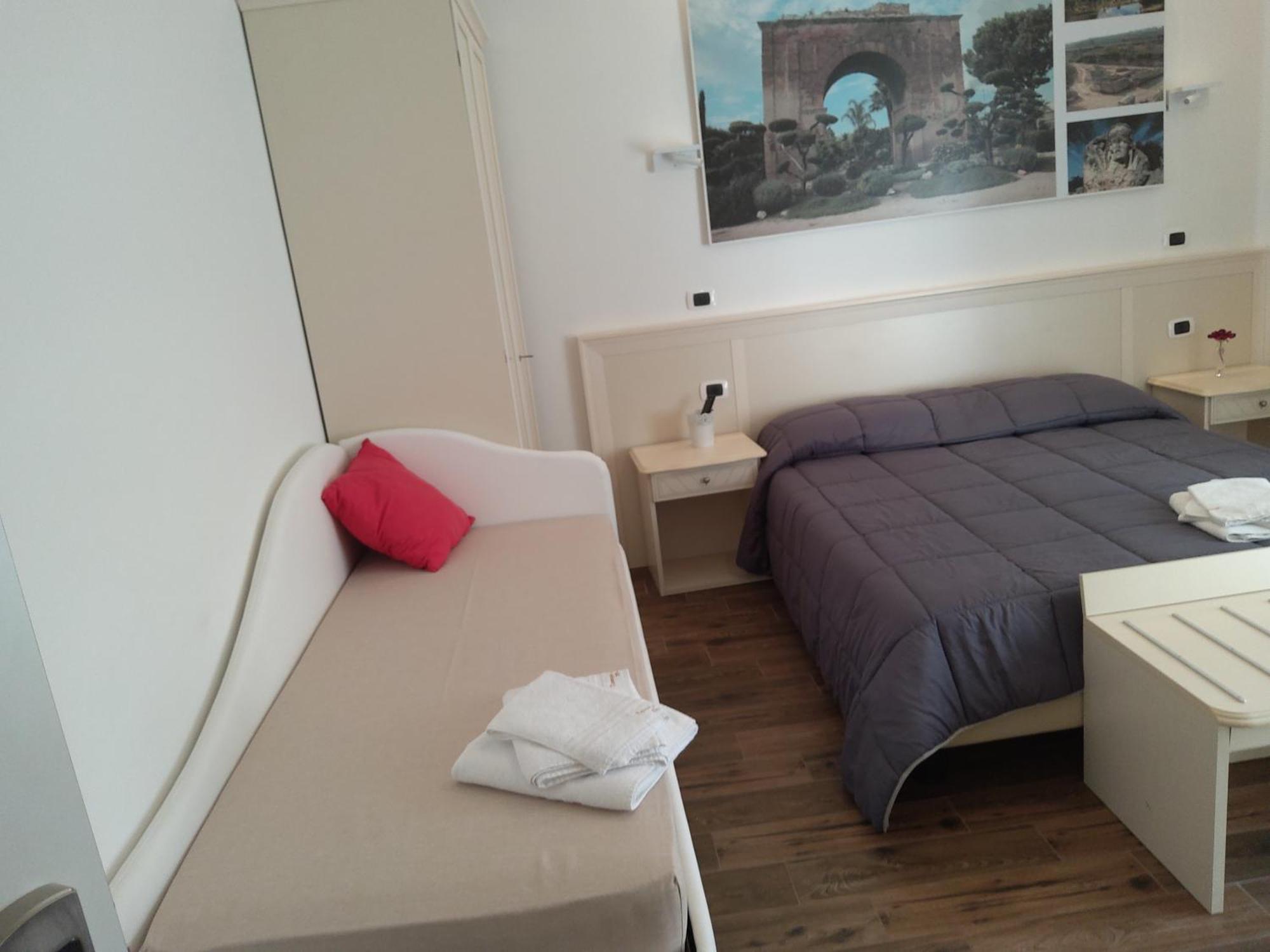 Domus Al Corso Con Servizio B&B Canosa di Puglia Luaran gambar