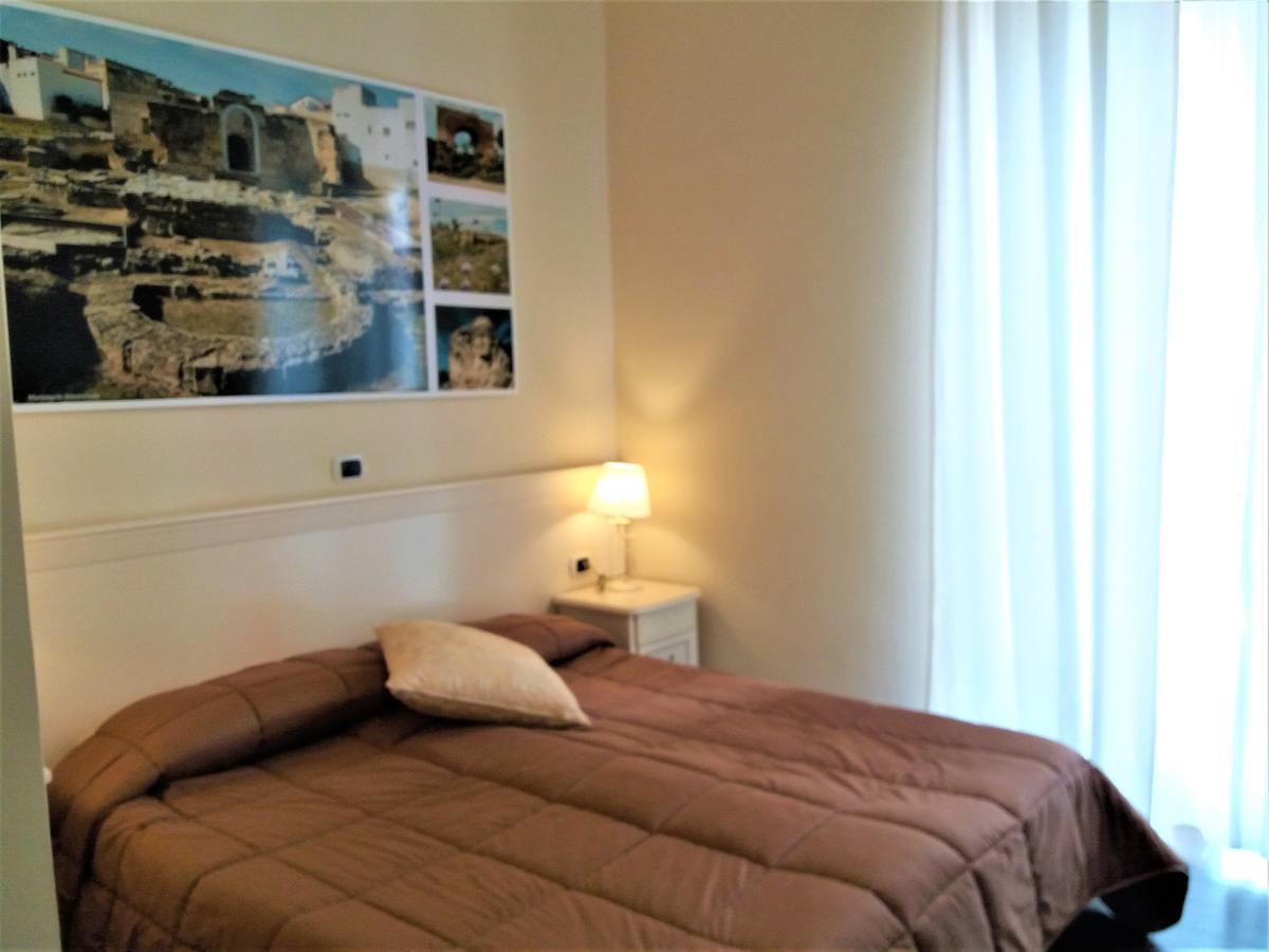 Domus Al Corso Con Servizio B&B Canosa di Puglia Luaran gambar